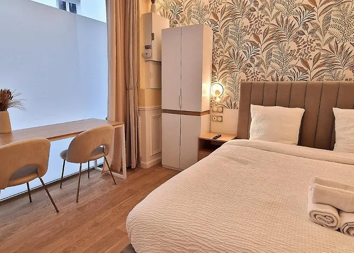 28 Sqm - Cardinet - 2p Apartment *